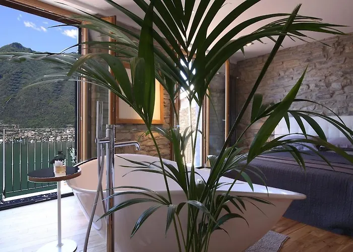 Romantic & Private Villa Pognana Lario